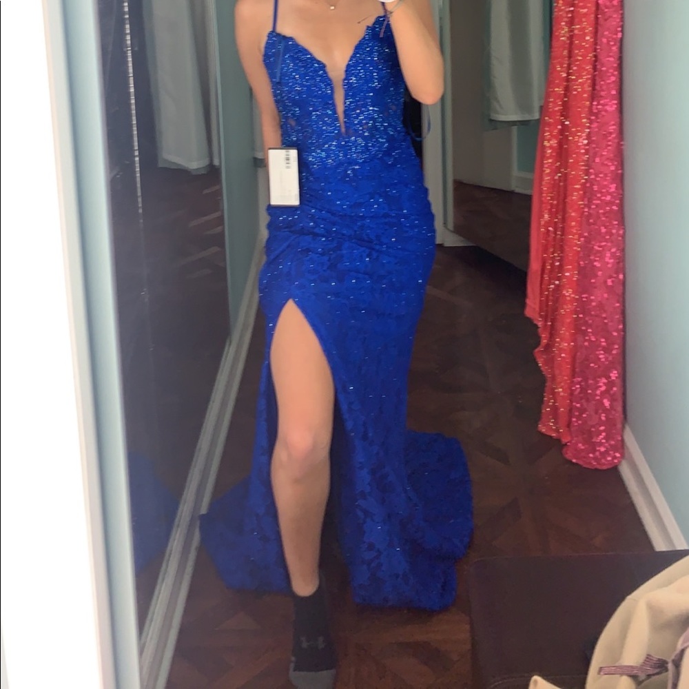 la femme blue prom dress